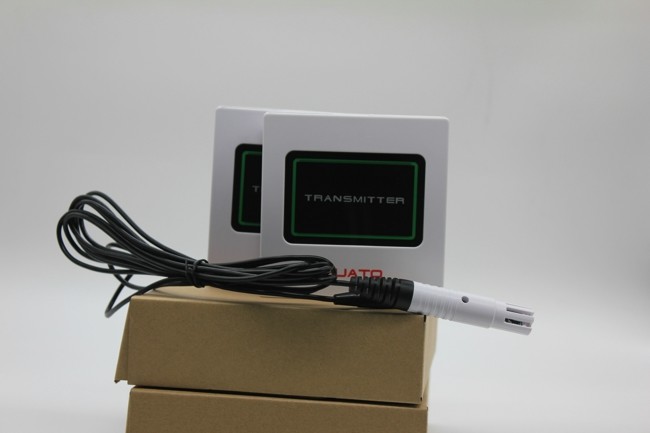 Temperature And Humidity Sensor Data Logger For Temperature Measurement